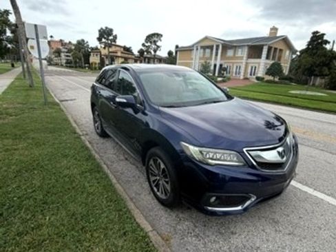 Used 2017 Acura RDX w/ Advance Package FWD image 4