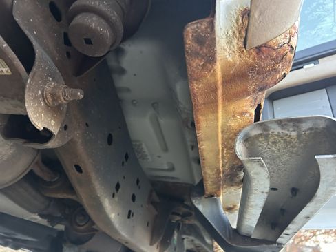 Used 2012 Ford F150 XLT w/ XLT Chrome Pkg image 19