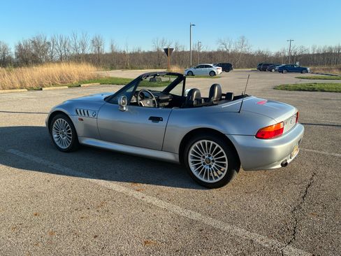 Used 1996 BMW Z3 1.9 RWD image 2