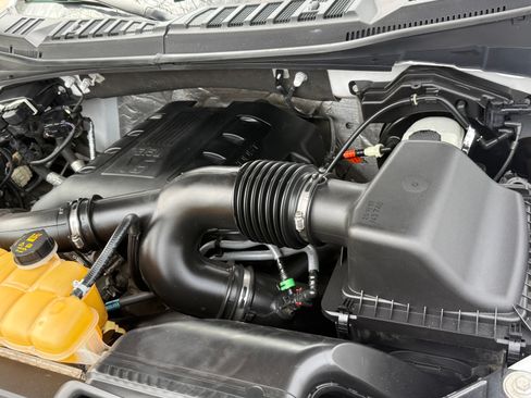 Used 2015 Ford F150 Lariat w/ Equipment Group 502A Luxury image 25