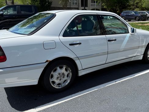 Used 1999 Mercedes-Benz C 230 image 5