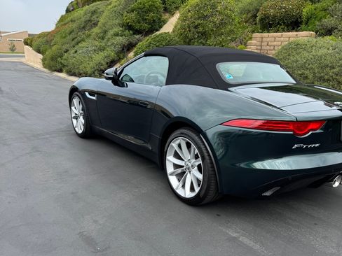 Used 2014 Jaguar F-TYPE S RWD image 22