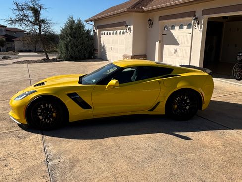 Used 2019 Chevrolet Corvette Z06 image 9