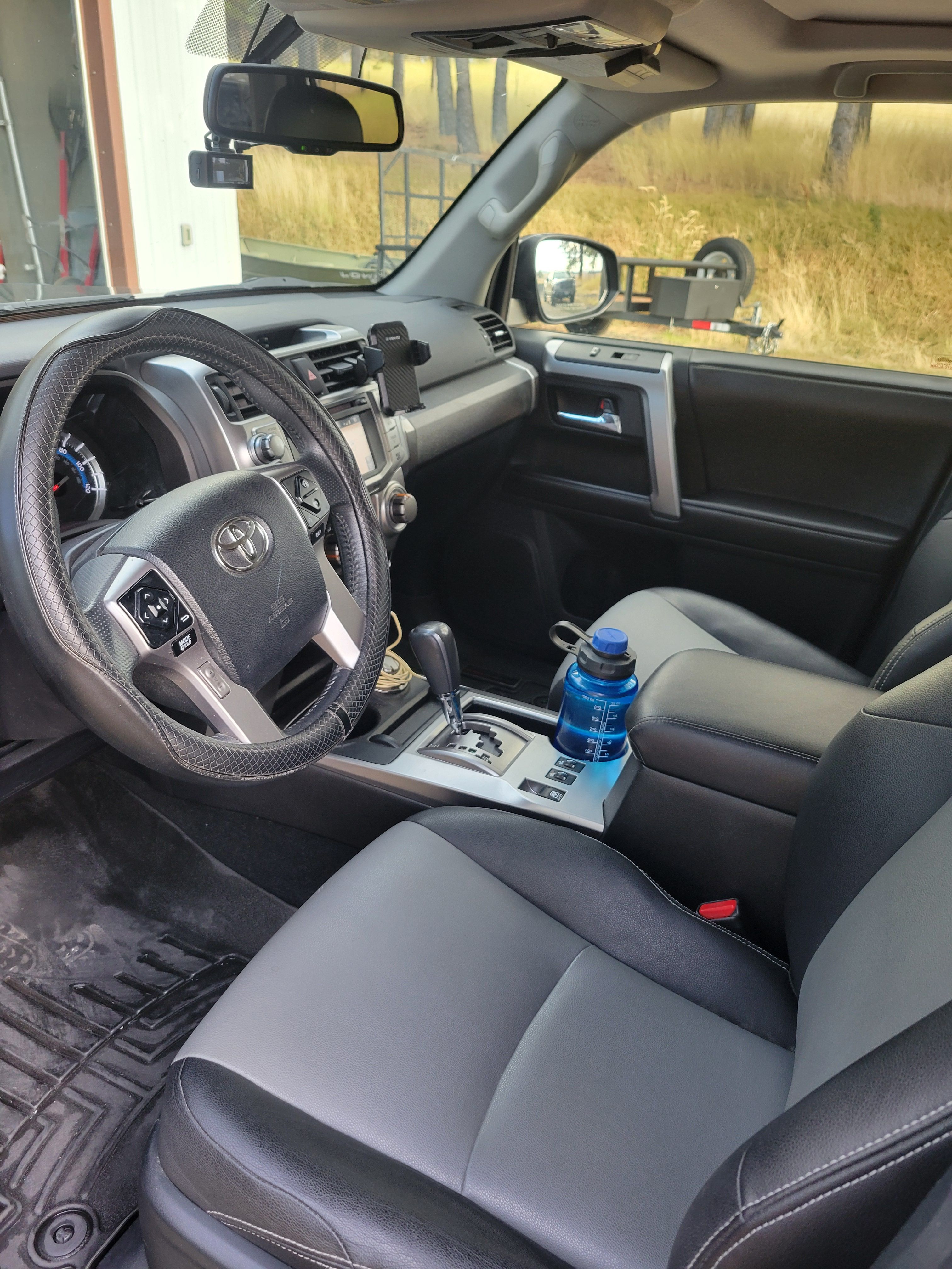 Used 2016 Toyota 4Runner SR5 Premium AWD/4WD image 8