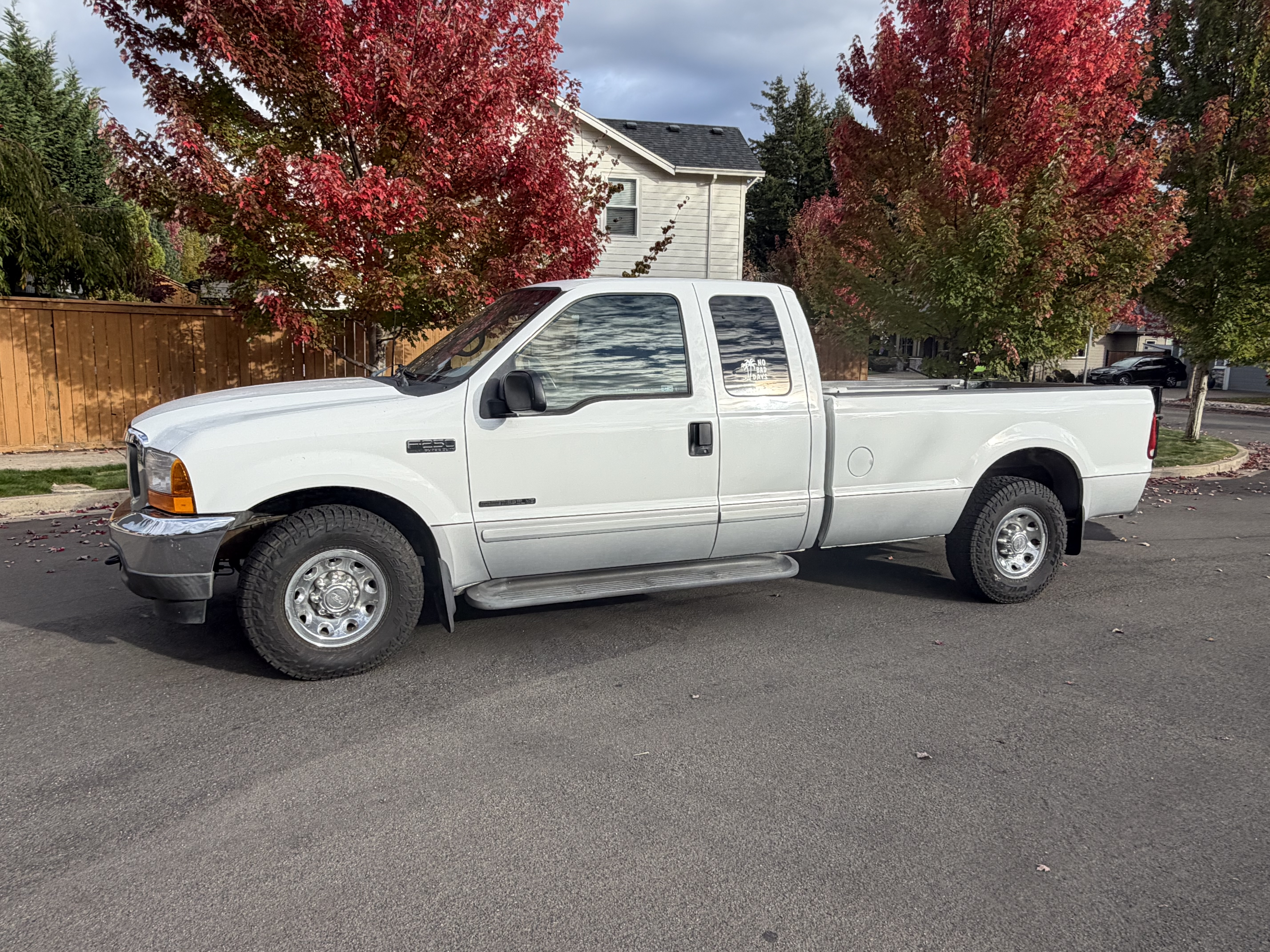 Used 2001 Ford F250 2WD SuperCab Super Duty image 1