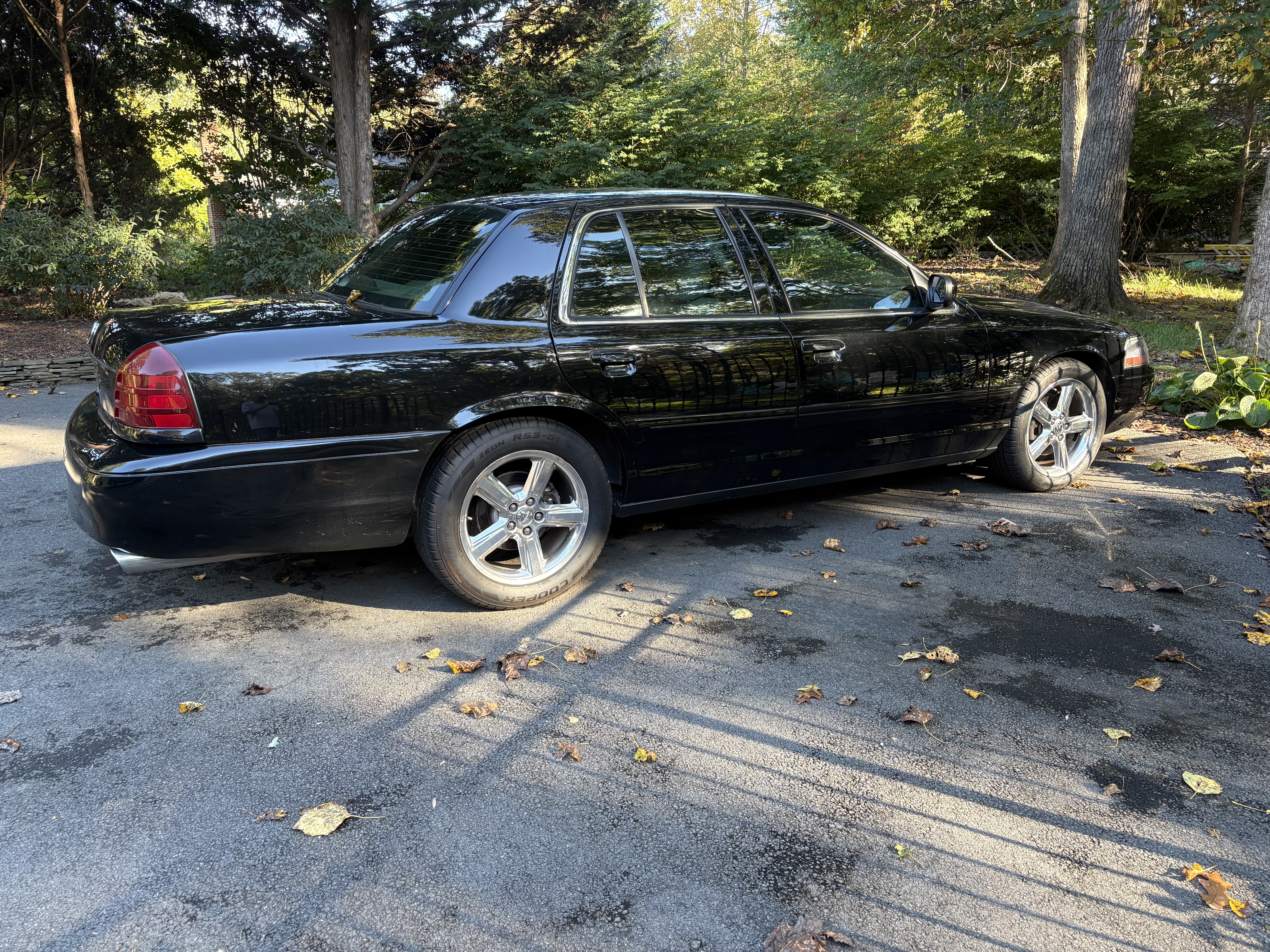 Used 2004 Mercury Marauder RWD image 4