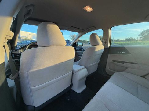 Used 2013 Honda Accord LX image 23