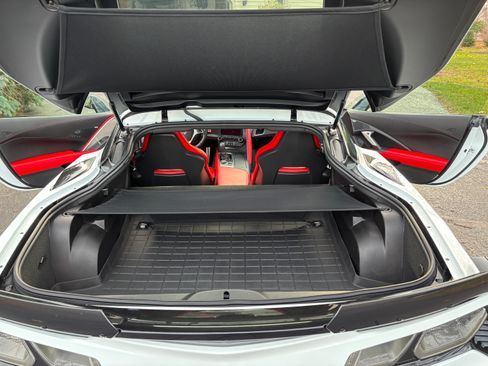 Used 2019 Chevrolet Corvette Z06 image 32