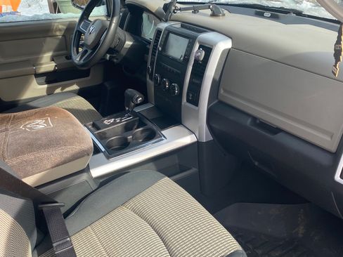 Used 2011 RAM 1500 Classic SLT w/ Technology Group image 10