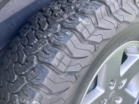 Used 2018 Jeep Wrangler Unlimited Sport S AWD/4WD image 12