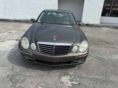 Used 2008 Mercedes-Benz E 350 Sedan image 2