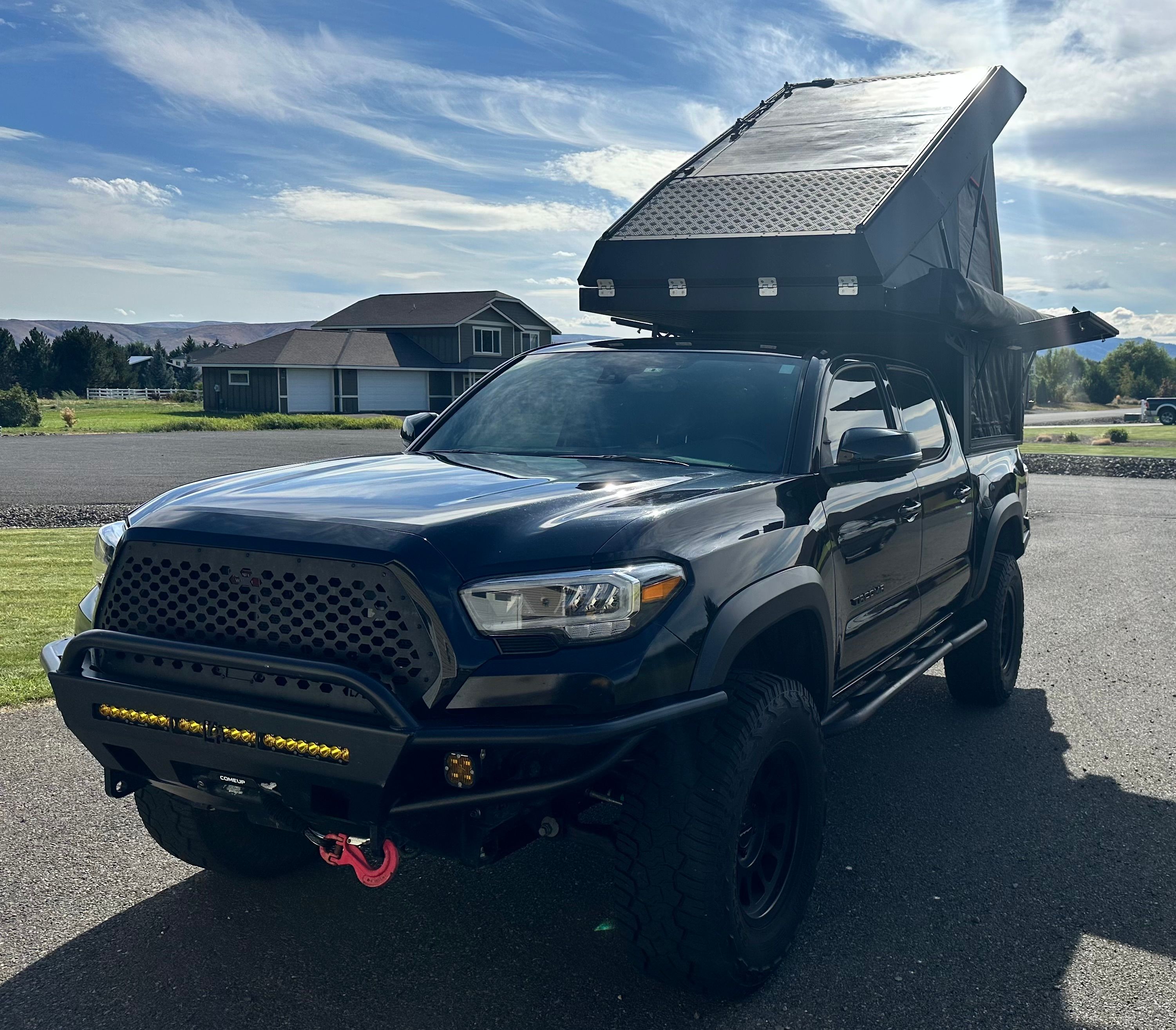 Used 2021 Toyota Tacoma TRD Off-Road w/ TRD Premium Off Road Package AWD/4WD image 37