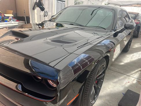 Used 2016 Dodge Challenger SRT Hellcat image 14