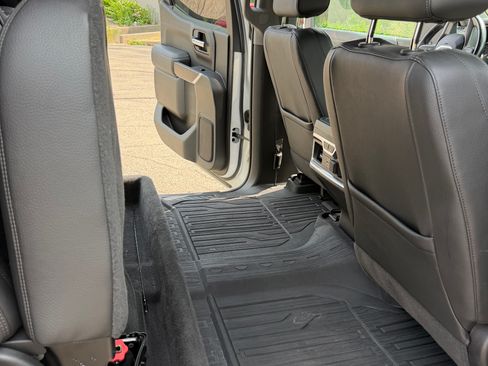 Used 2020 GMC Sierra 1500 Denali w/ Denali Ultimate Package AWD/4WD image 13