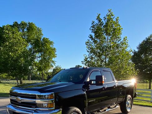 Used 2019 Chevrolet Silverado 2500 LT w/ All Star Edition AWD/4WD image 15