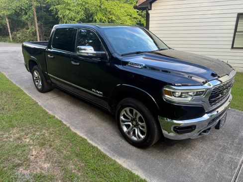 Used 2022 RAM 1500 Limited AWD/4WD image 6