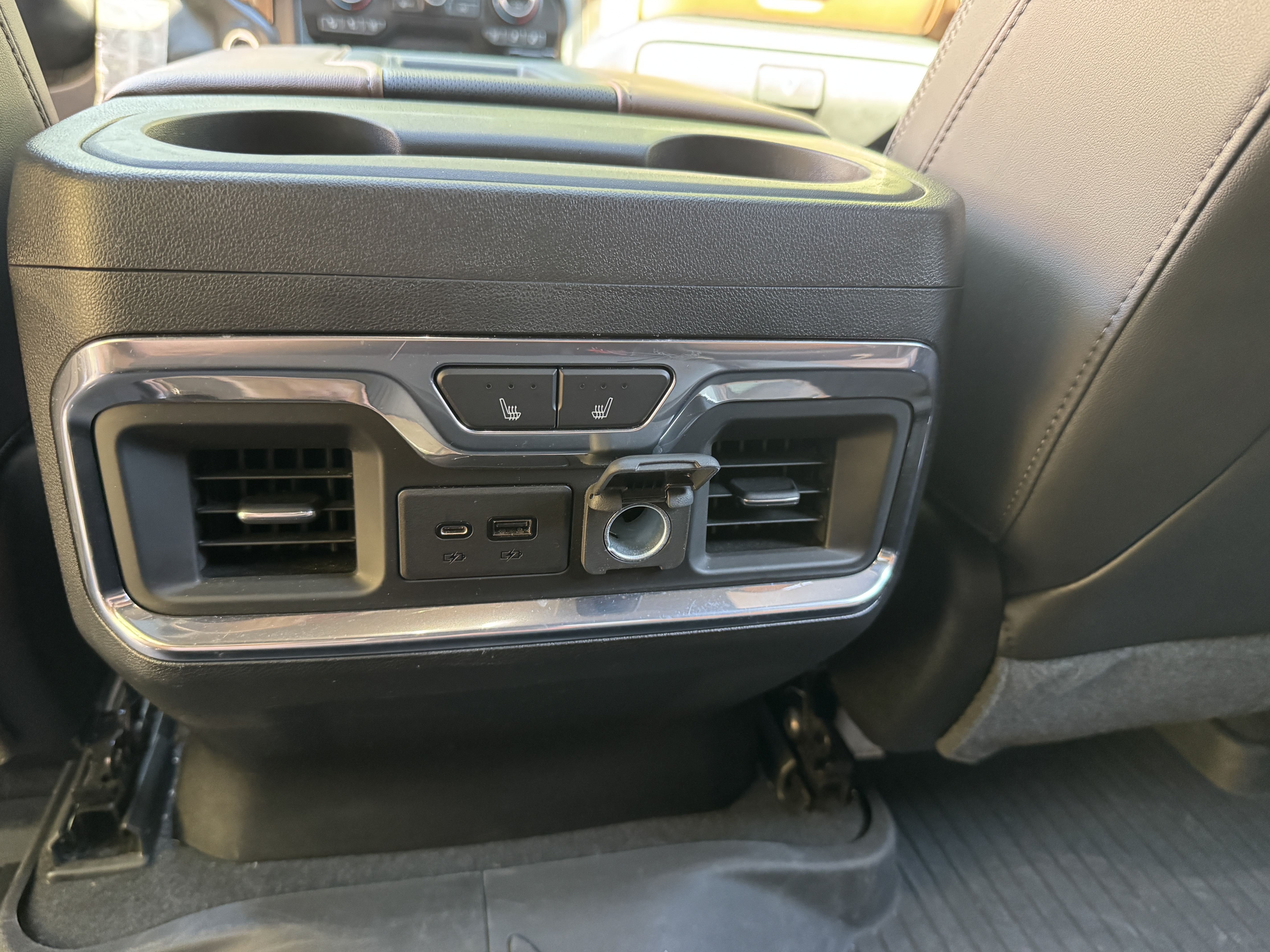 Used 2021 Chevrolet Silverado 3500 High Country AWD/4WD image 8