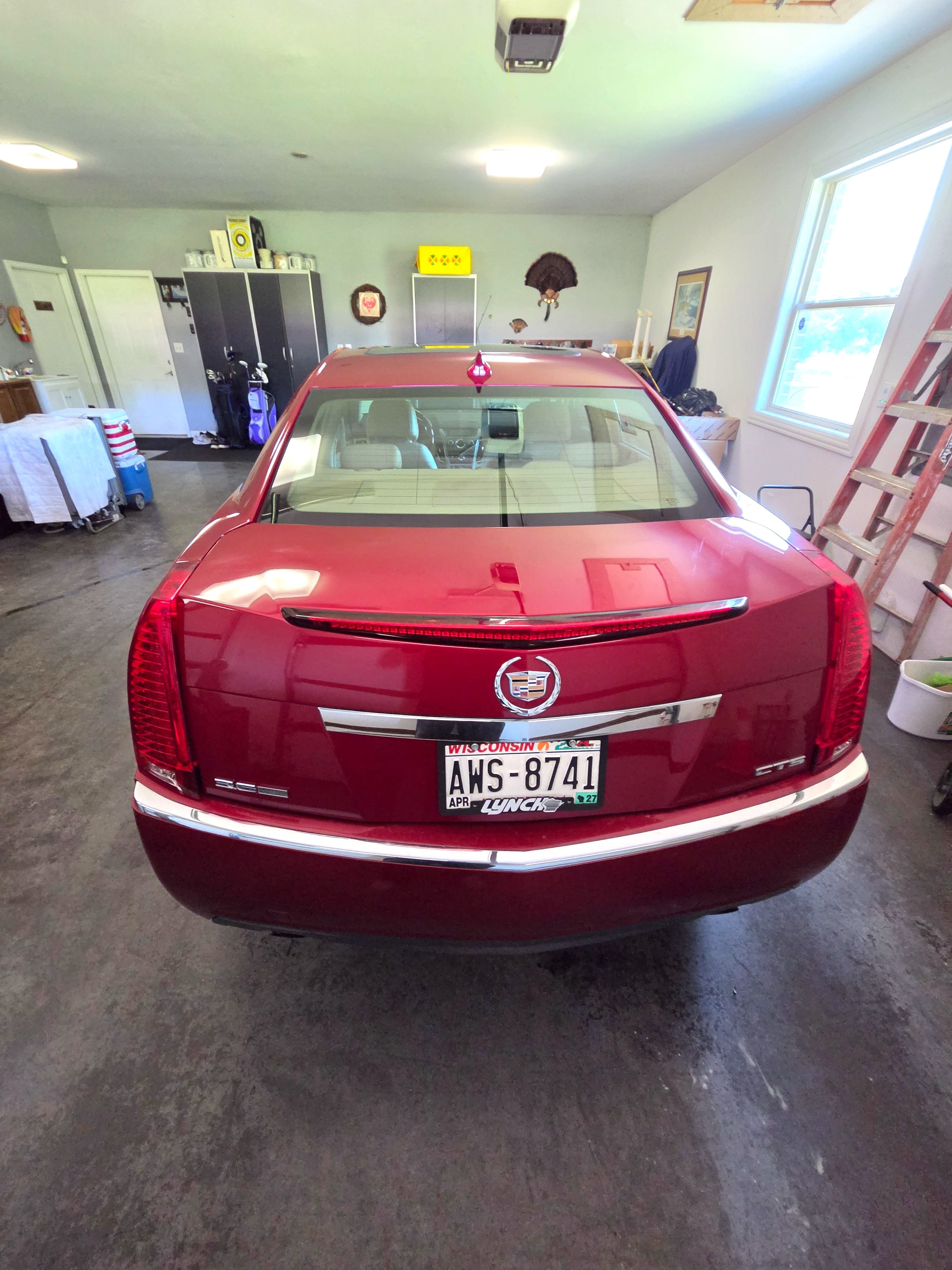 Used 2009 Cadillac CTS 3.6 w/ Wood Trim Package RWD image 4
