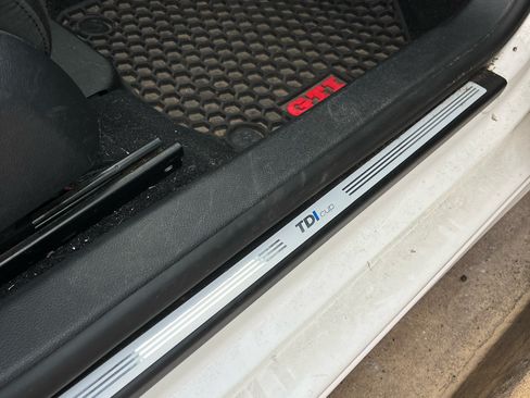 Used 2010 Volkswagen Jetta TDI Cup image 10