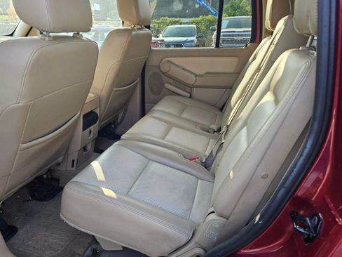 Used 2006 Mercury Mountaineer Luxury image 13