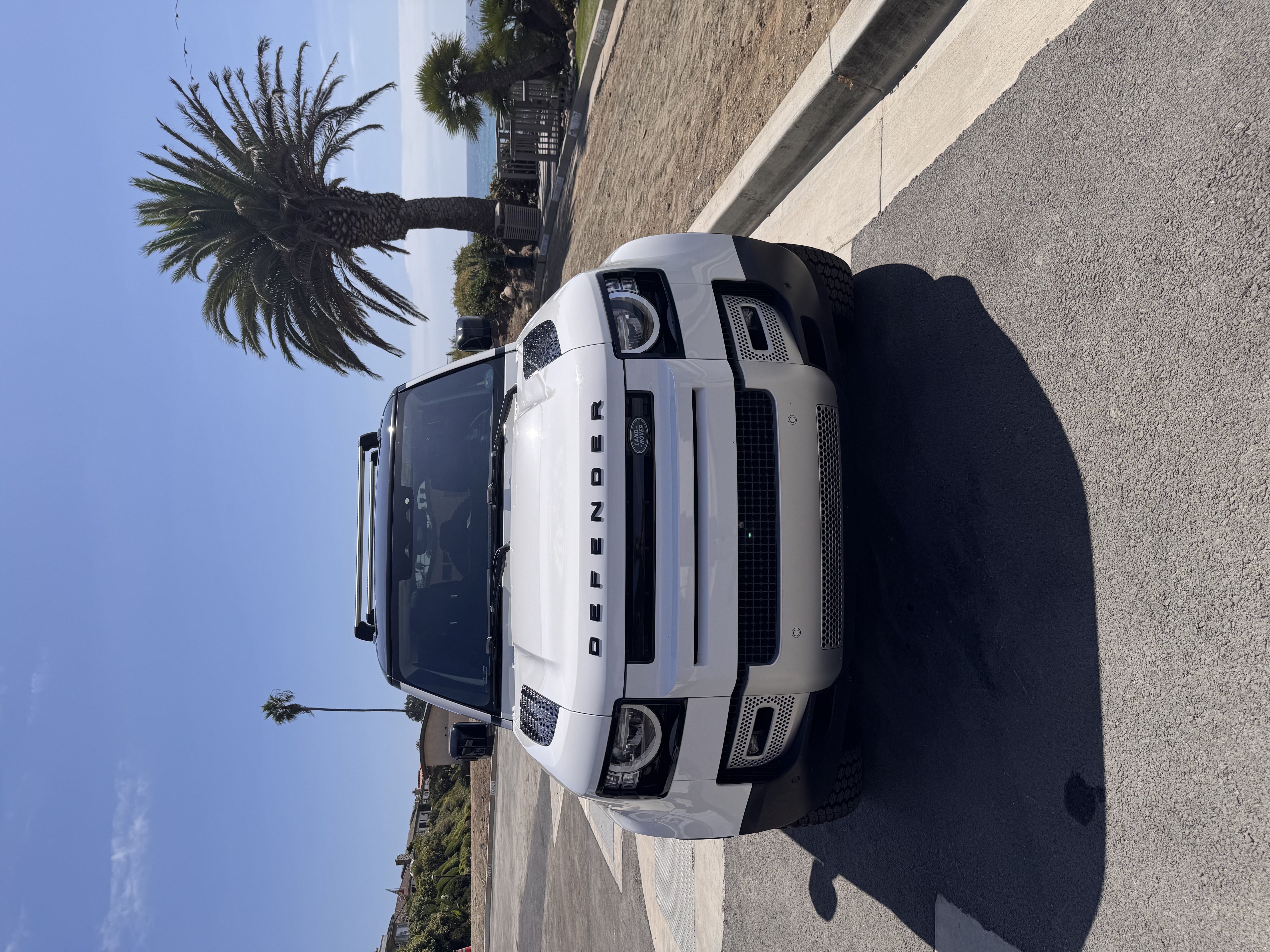 Used 2020 Land Rover Defender 110 S AWD/4WD image 4