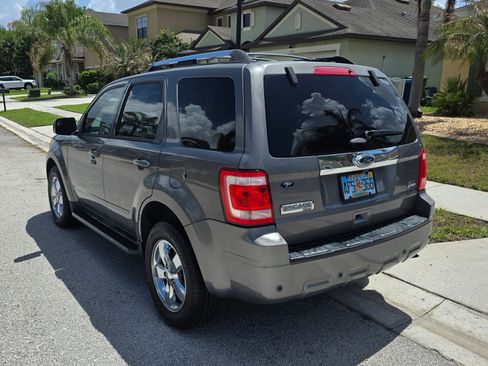 Used 2011 Ford Escape Limited w/ 302A Rapid Spec Order Code image 6