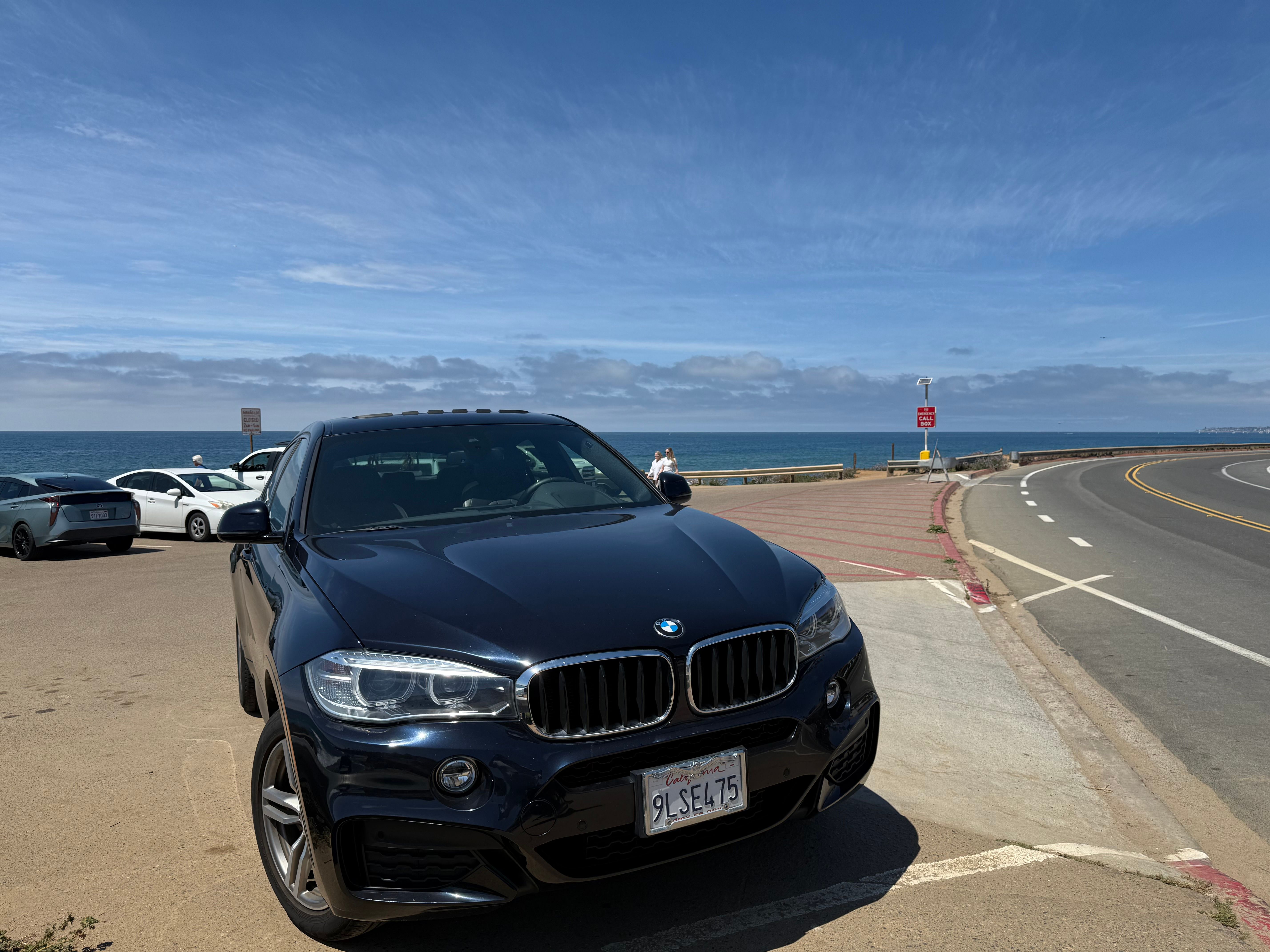 Used 2018 BMW X6 xDrive35i w/ M Sport Package AWD/4WD image 6