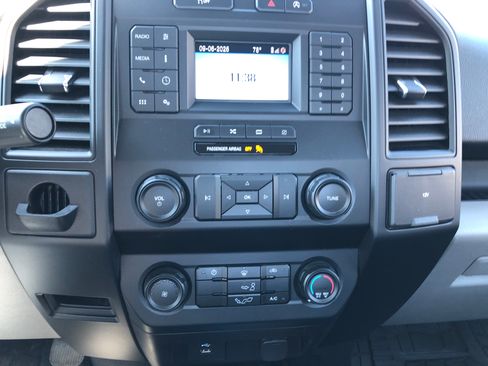 Used 2020 Ford F150 XL w/ Equipment Group 101A Mid RWD image 14