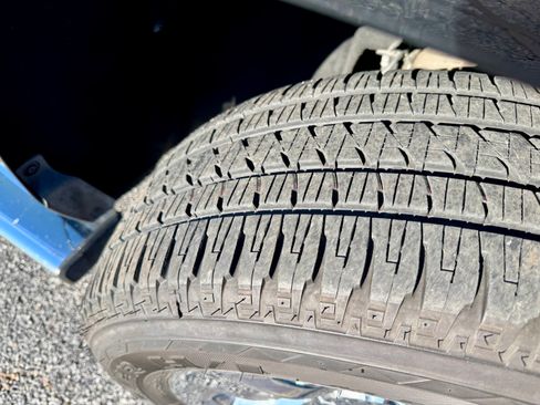 Used 2017 Chevrolet Tahoe LT w/ LT Signature Package image 11