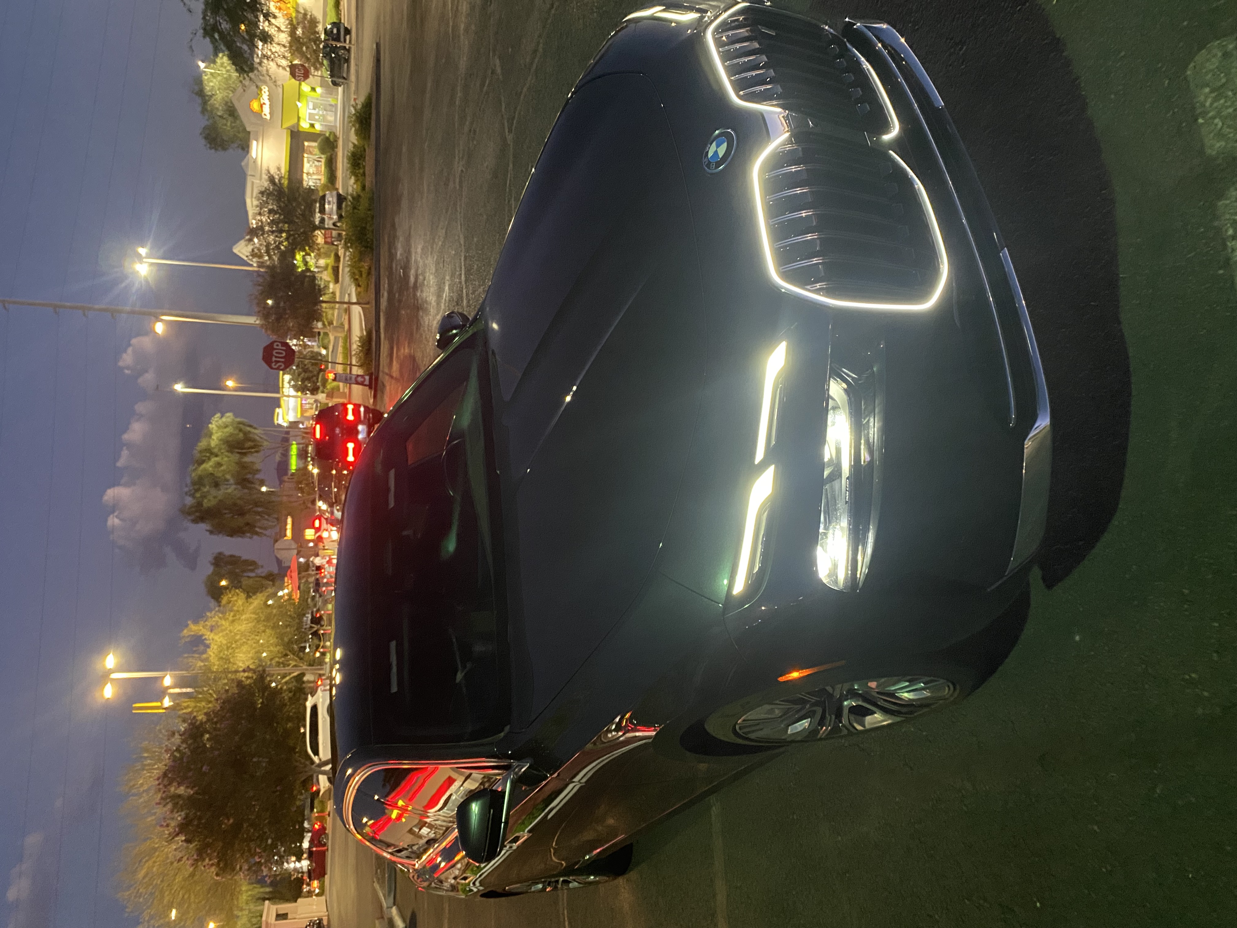 Used 2024 BMW i7 xDrive60 w/ Premium Package AWD/4WD image 17