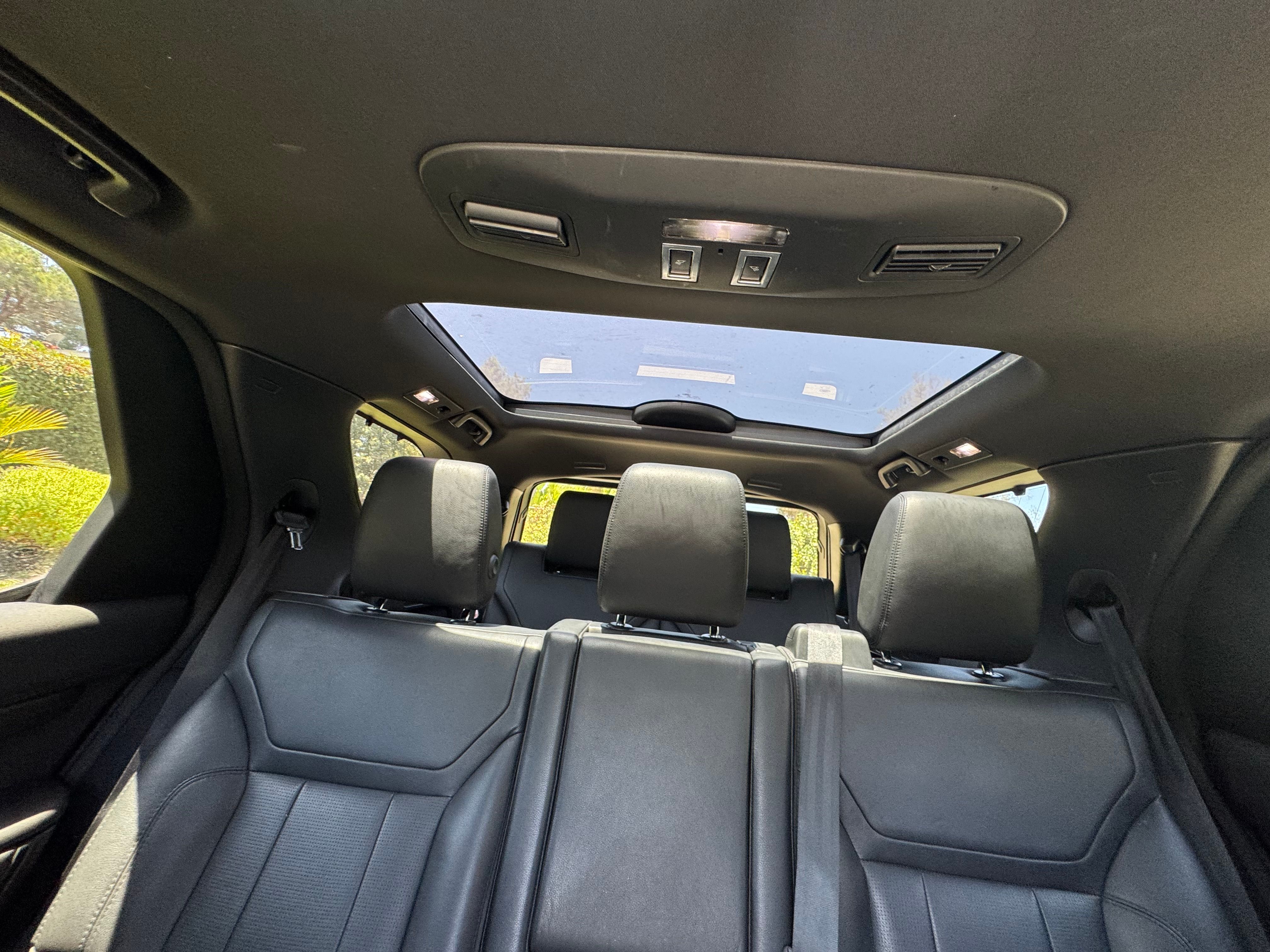 Used 2019 Land Rover Discovery HSE AWD/4WD image 5