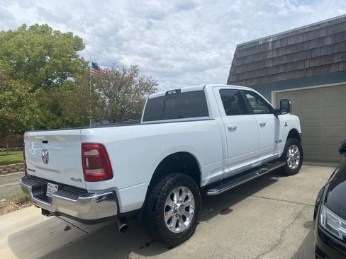 Used 2023 RAM 2500 Laramie AWD/4WD image 10