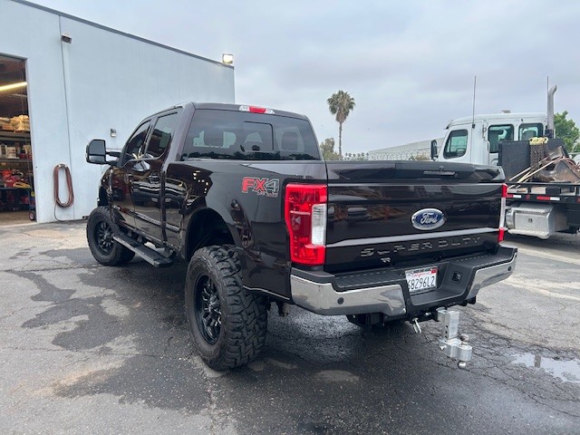 Used 2018 Ford F250 Lariat w/ Lariat Ultimate Package AWD/4WD image 5