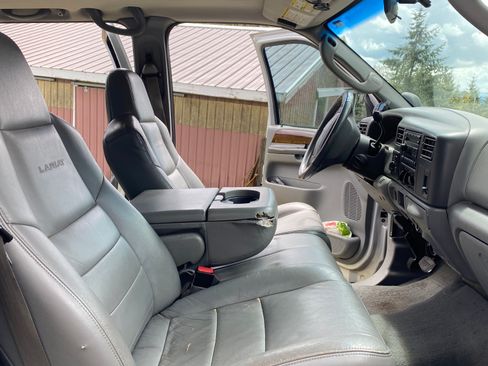 Used 2004 Ford F350 Lariat image 16