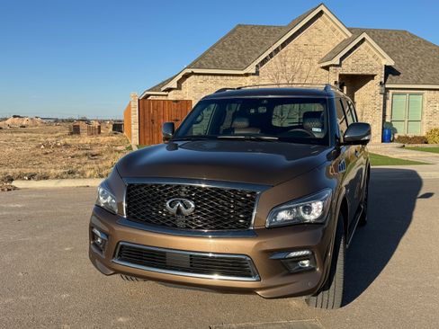 Used 2016 INFINITI QX80 Limited image 1
