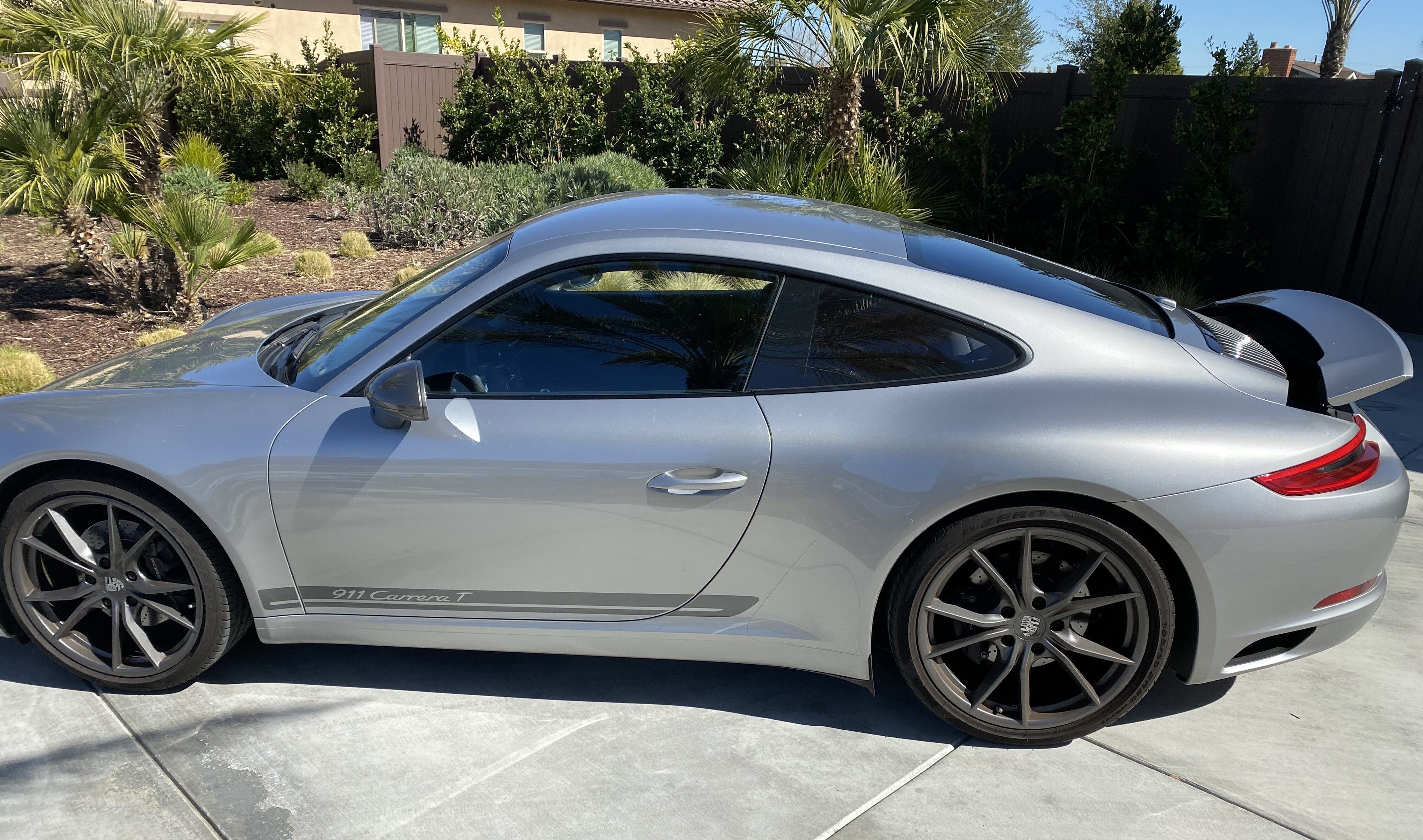 Used 2018 Porsche 911 Carrera T RWD image 11