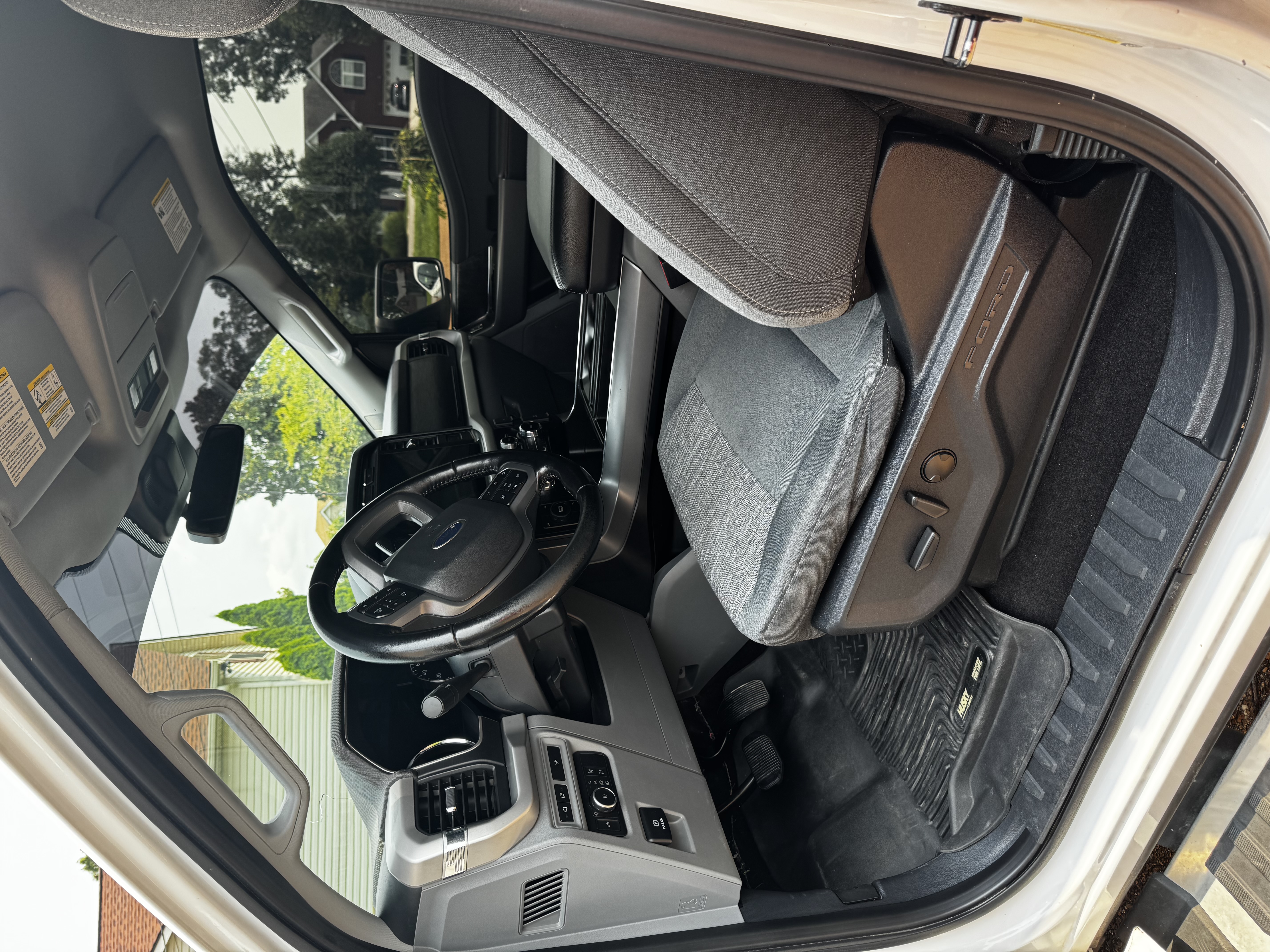 Used 2022 Ford F150 XLT w/ Equipment Group 302A High AWD/4WD image 8