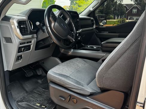Used 2022 Ford F150 XLT w/ Equipment Group 302A High AWD/4WD image 8