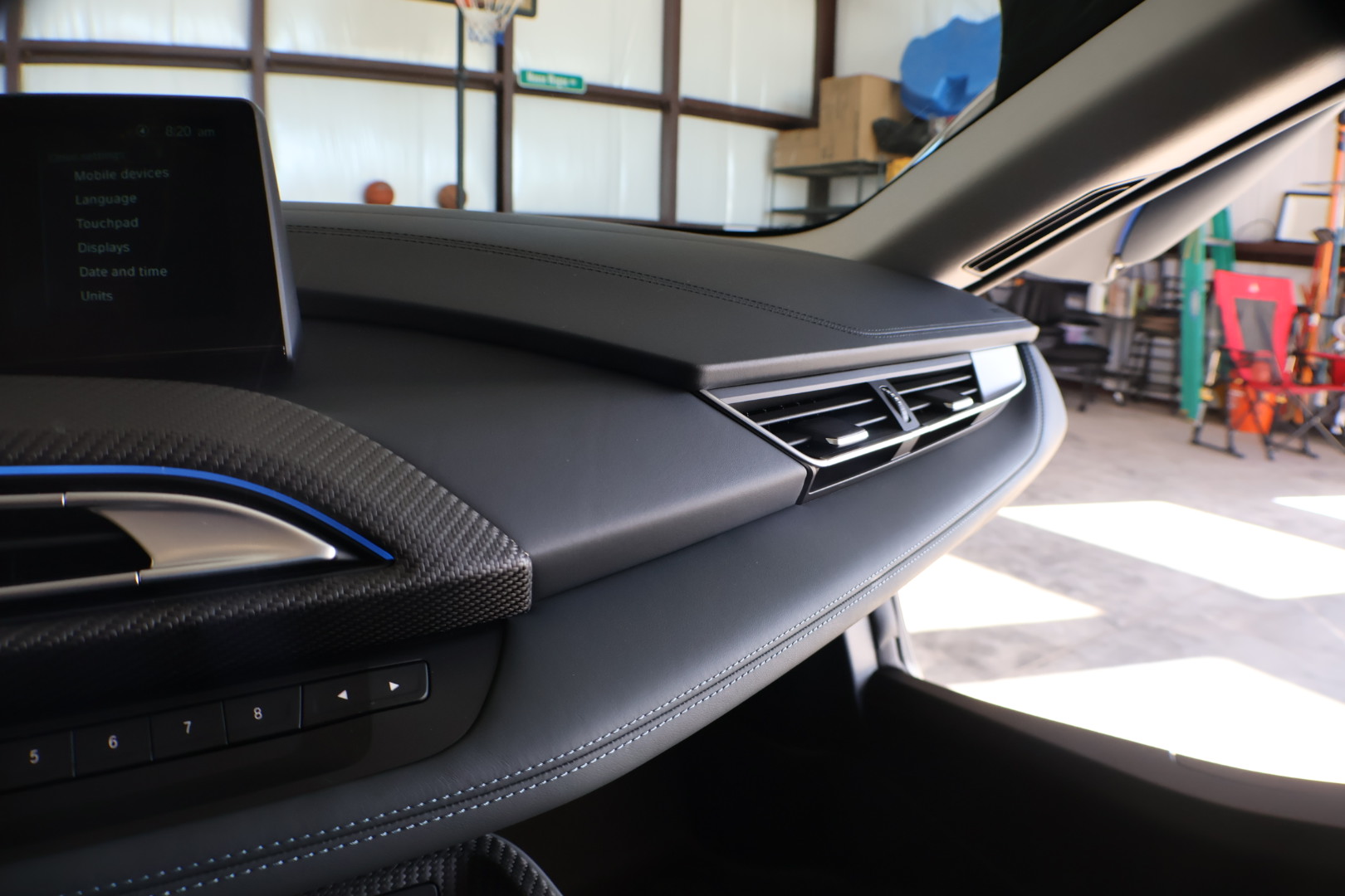 Used 2020 BMW i8 Coupe AWD/4WD image 19