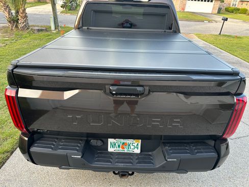 Used 2023 Toyota Tundra Limited w/ Power Package RWD image 5