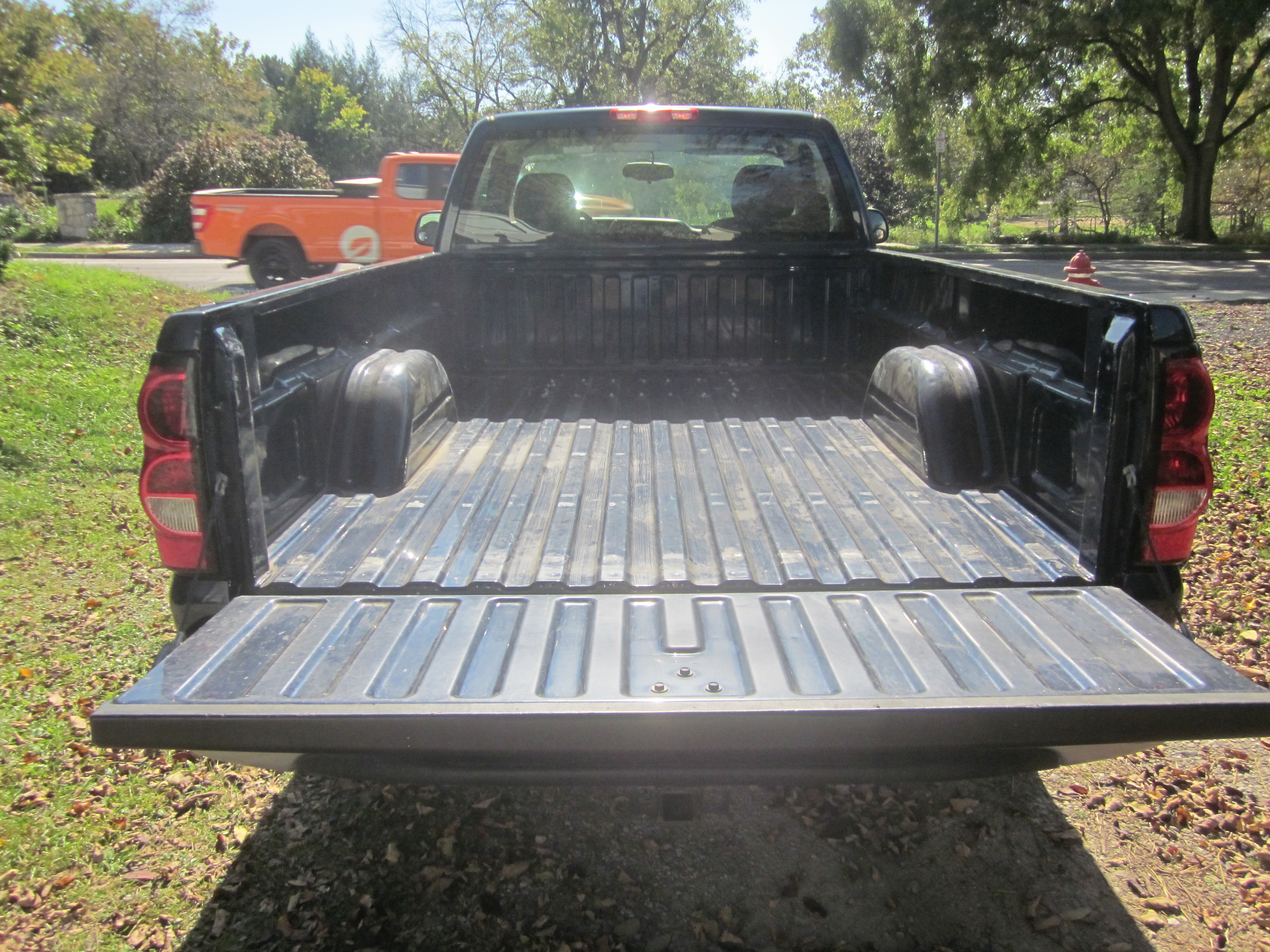 Used 2007 Chevrolet Silverado 1500 W/T RWD image 10