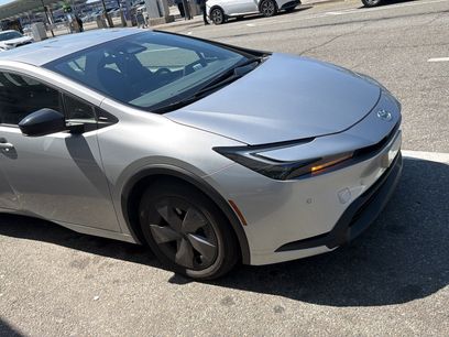 Used 2025 Toyota Prius LE