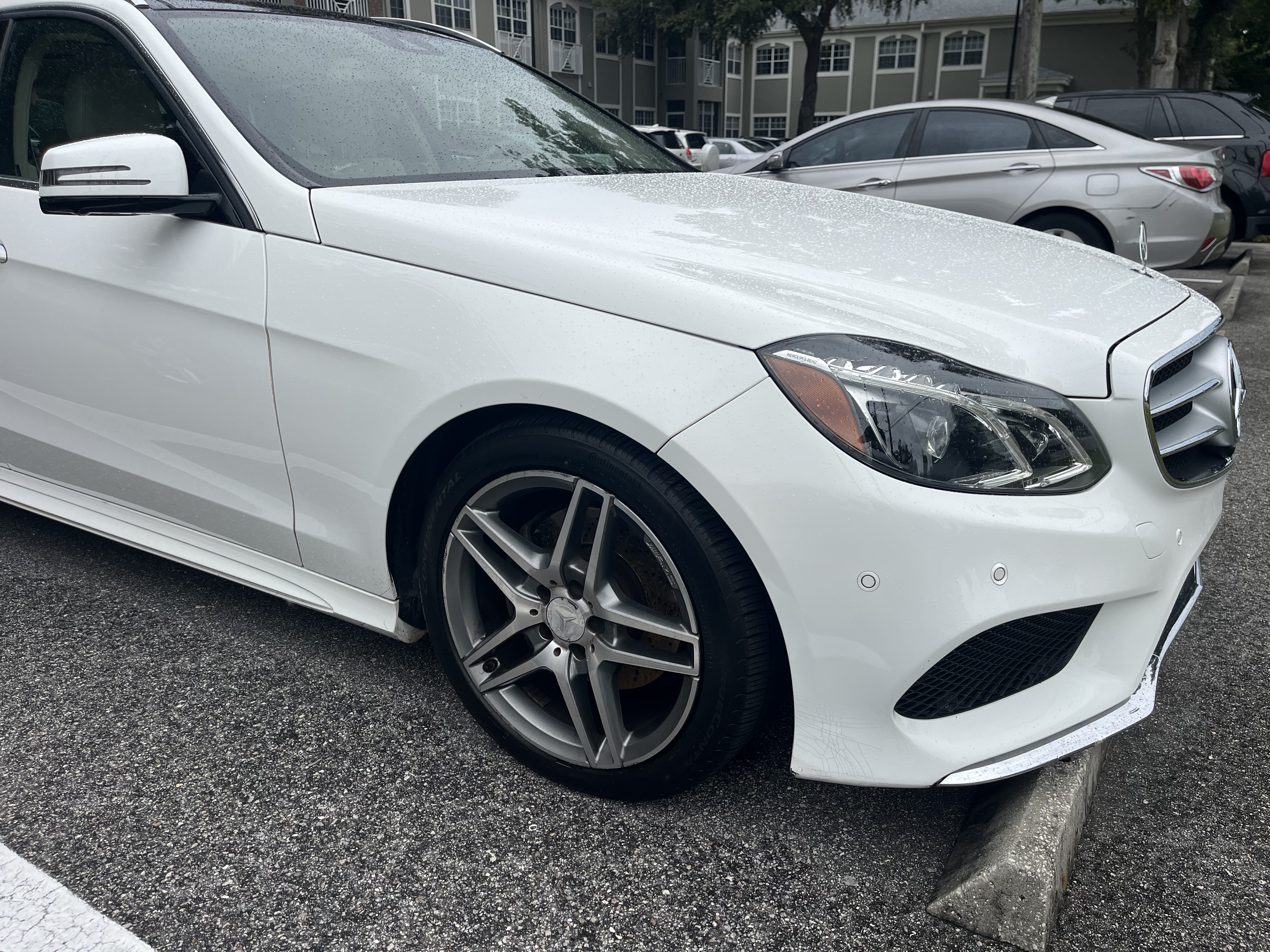 Used 2014 Mercedes-Benz E 350 4MATIC Wagon image 9