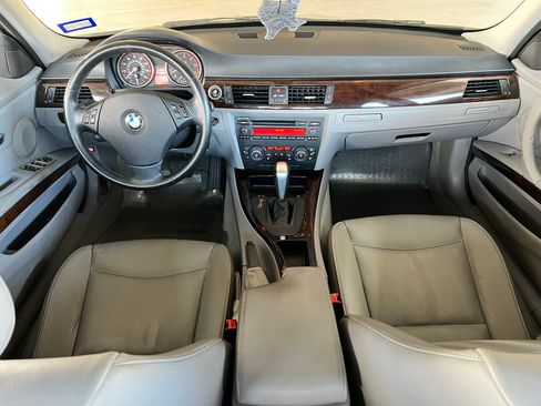 Used 2011 BMW 328i xDrive Sedan image 15