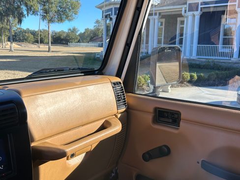 Used 1998 Jeep Wrangler Sahara image 20