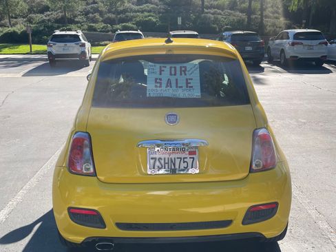 Used 2015 FIAT 500 Sport w/ Comfort/Convenience Group image 2