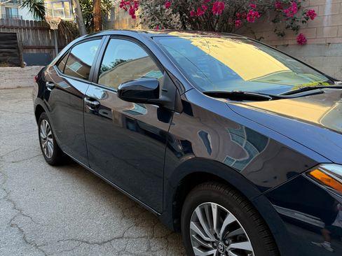 Used 2019 Toyota Corolla XLE w/ Protection Package FWD image 9