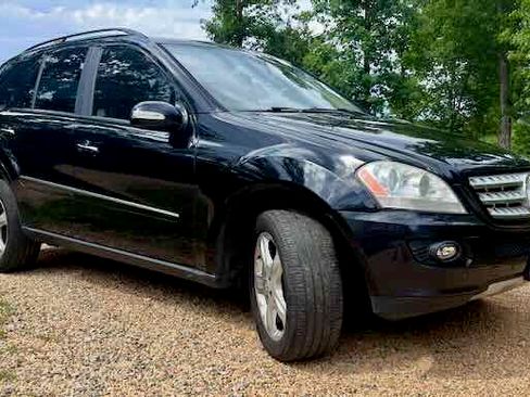 Used 2007 Mercedes-Benz ML 320 4MATIC image 2