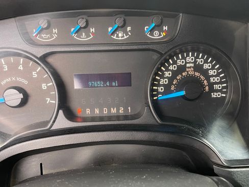 Used 2014 Ford F150 XL w/ Power Equipment Group AWD/4WD image 4