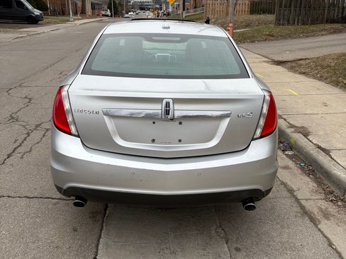 Used 2012 Lincoln MKS image 6